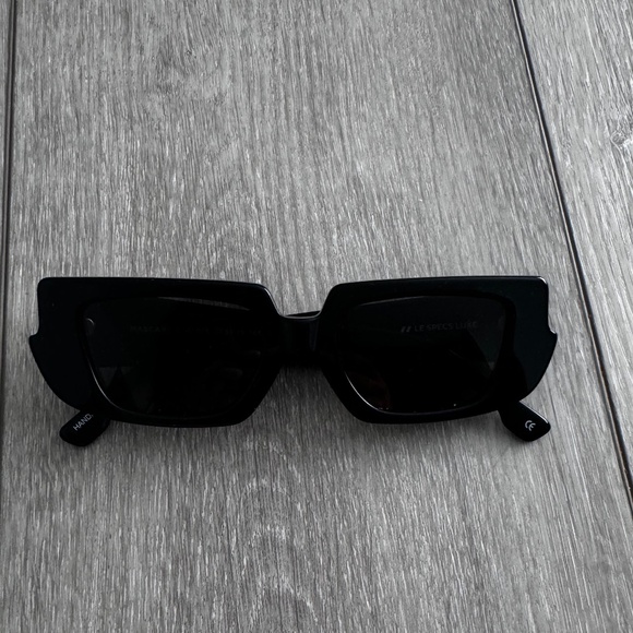 LE SPECS LUXE MASCARA SUNNIES - Picture 1 of 8